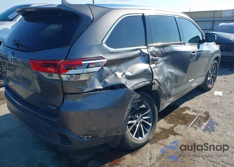 2018 Toyota Highlander Xle from USA, damaged, VIN 5TDKZRFH0JS263362